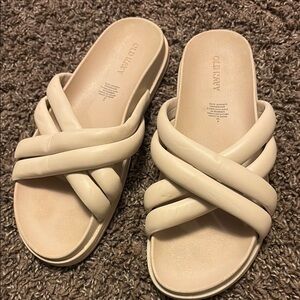 Old Navy Cream Sandals with Padded Straps
